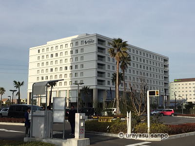 エミオンスクエア