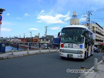 おさんぽバス