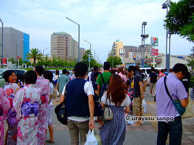 浦安花火大会　シンボルロード